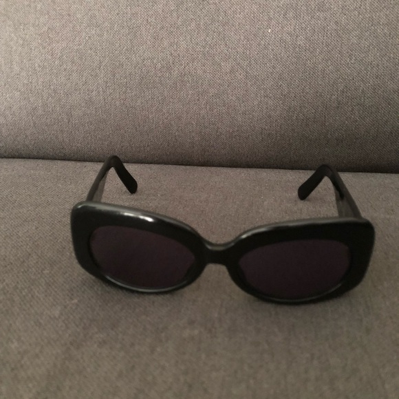VINTAGE CHANEL GLASSES - Picture 4 of 7